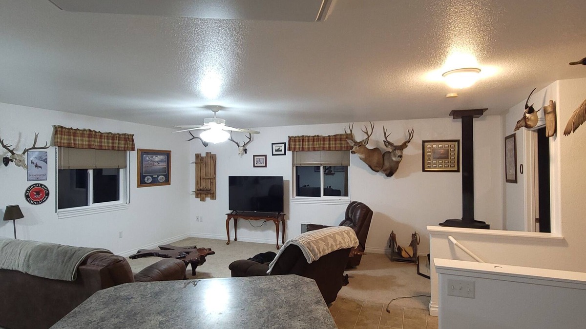 Victor Apartment | Spacious 2 Bedroom Guest house in the Country