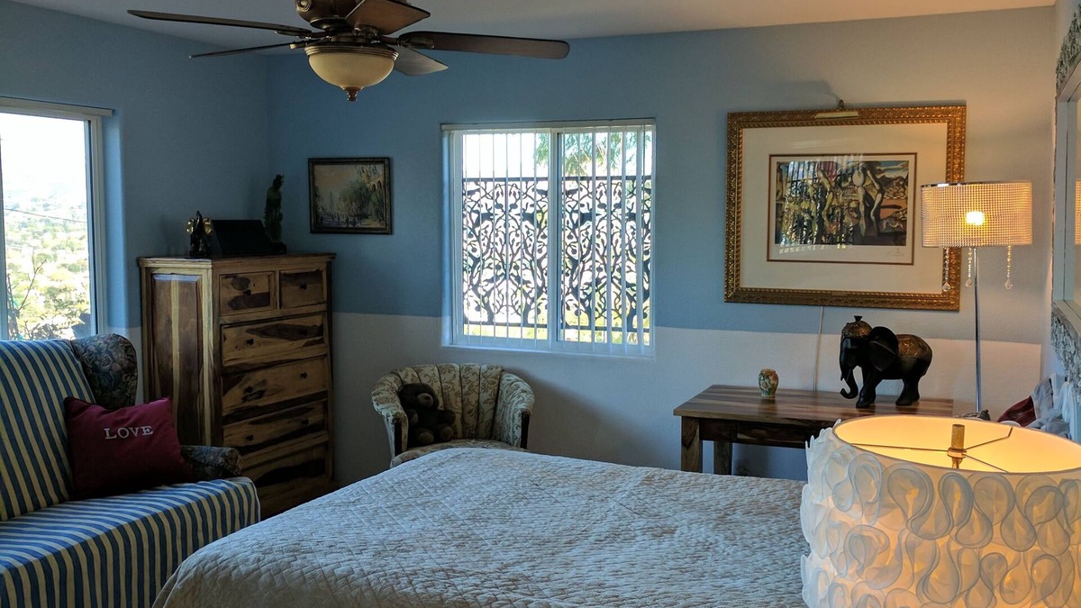 El Cajon House | Spacious 2 Bedrooms, 2 Baths, off street parking with amazing private views