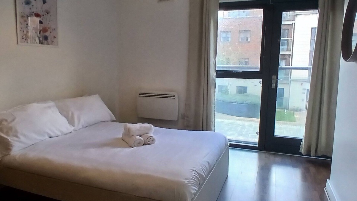 Haroldʼs Cross Apartment | Spacious 2Bed Aparment-Only15Minutes to City