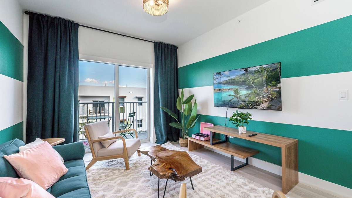 Hallandale Beach Apartment | Spacious 2BR Getaway with AC, Parking, WiFi, Close to Beach & Gulfstream Park