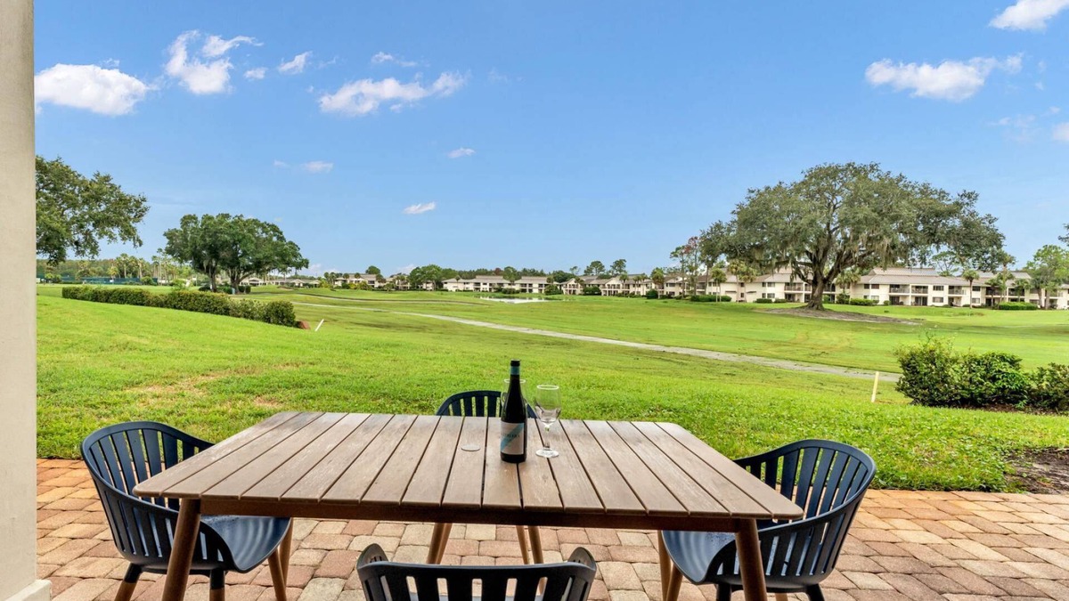 Wesley Chapel Condo | Spacious 2BR Golf Course Condo w/Large Patio, 4 Queen Beds & Workspaces – Perfect for Any Getaway!