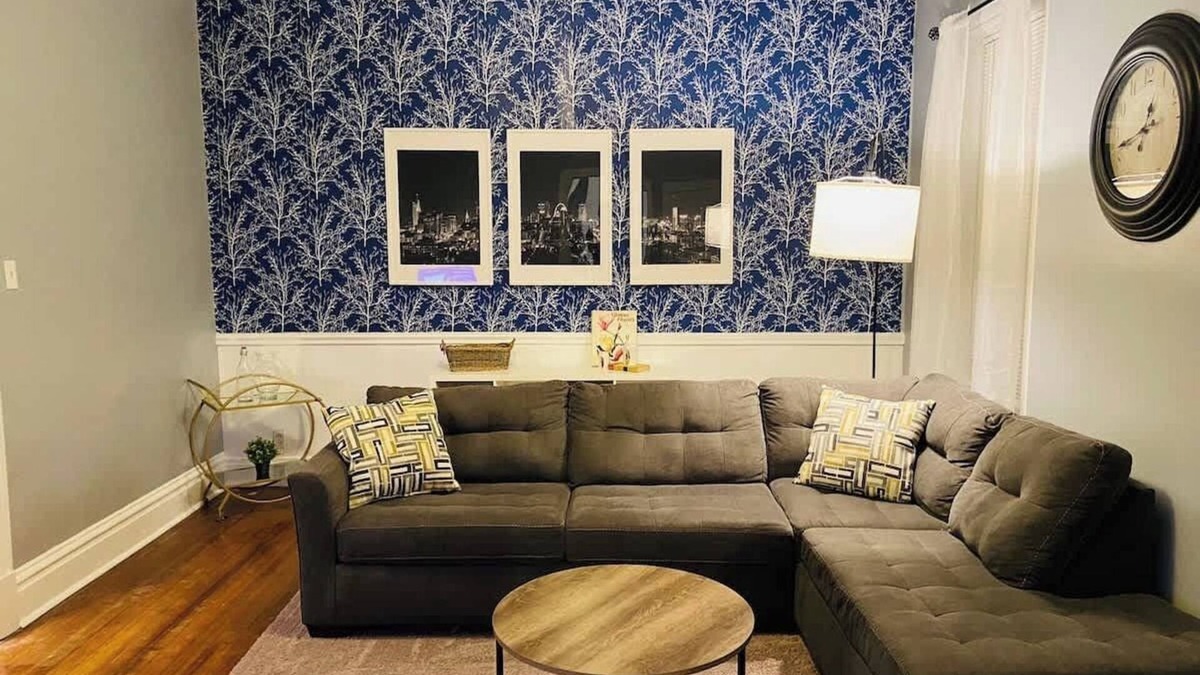 Benton Park Apartment | Spacious 2BR w/Fenced Yard, Office & Fast Wi-Fi, Downtown STL