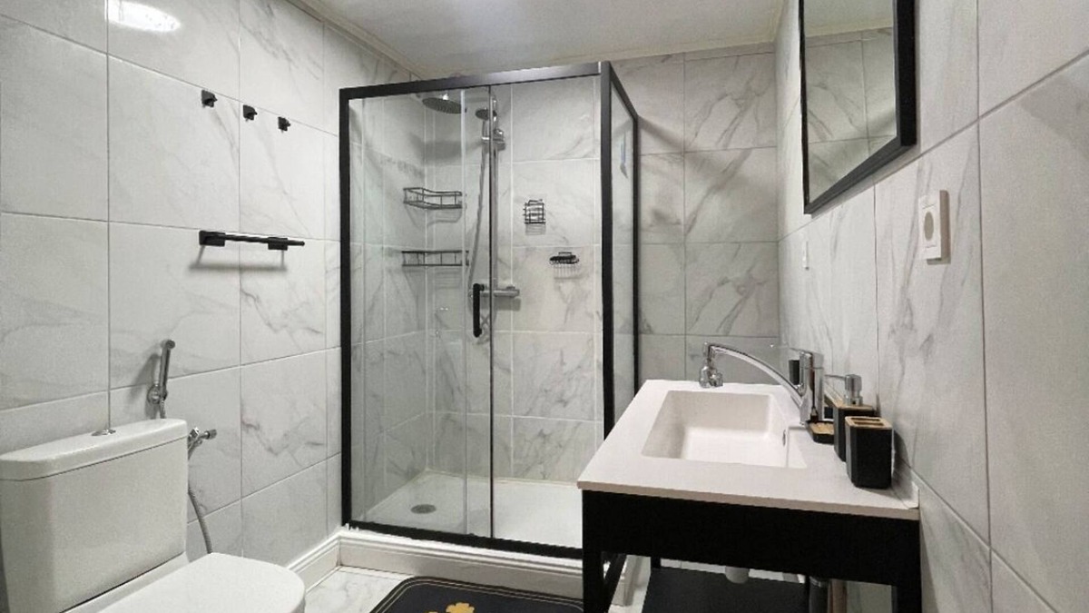Vanves Apartment | Spacious 2p apartment 15min Paris Expo Porte de Versailles in a quiet residence.