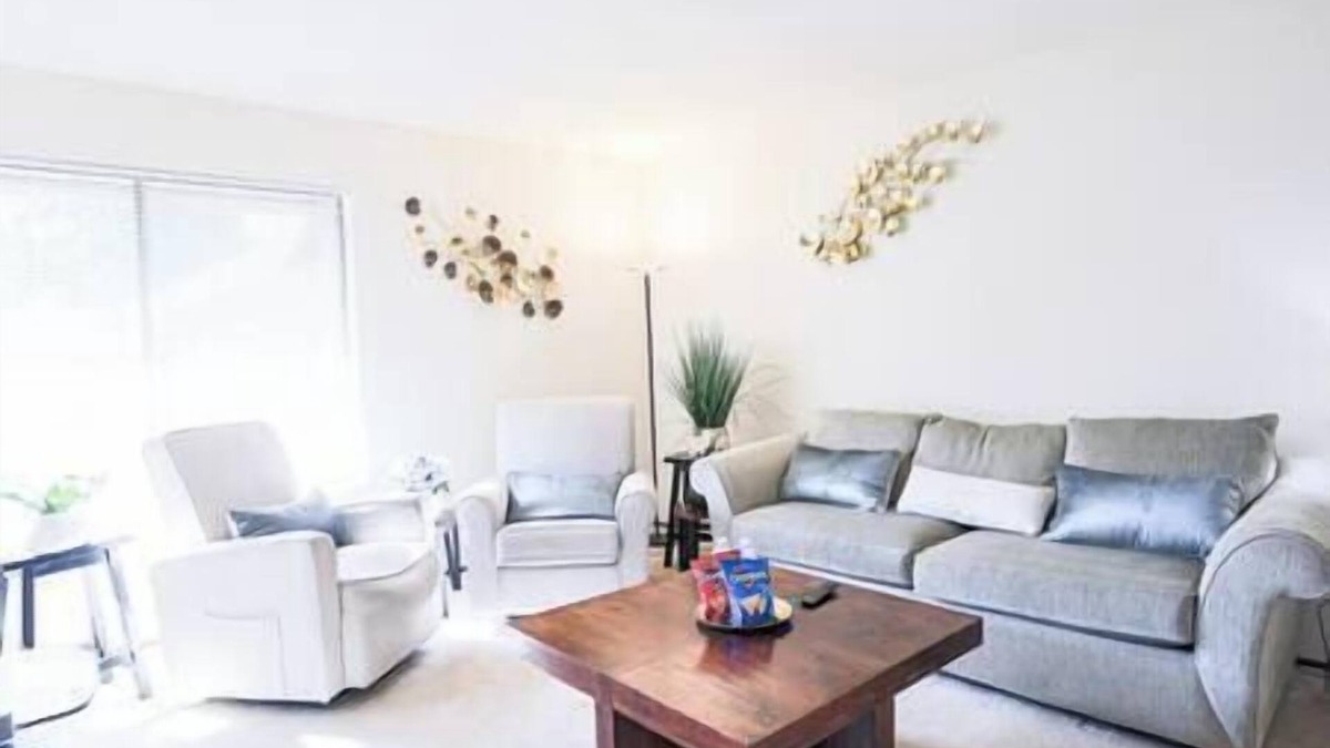 Sunnyvale House | Spacious 3+1 BR/2B House Sunnyvale Community Park