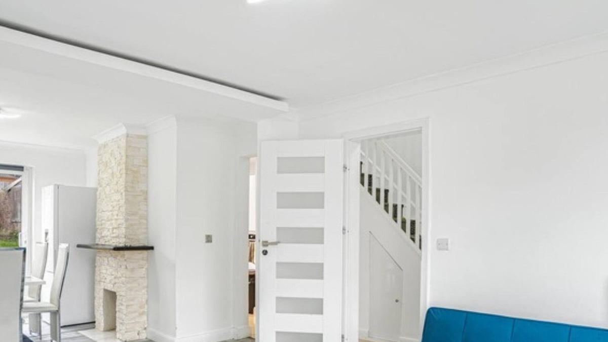 Luton House | Spacious 3-Bed Home in Luton with Free Parking