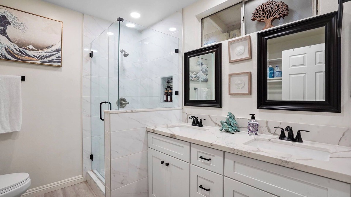 Cypress Apartment | Spacious 3 bedroom/5 beds near Disneyland/Central OC: 15 minute drive to Disney
