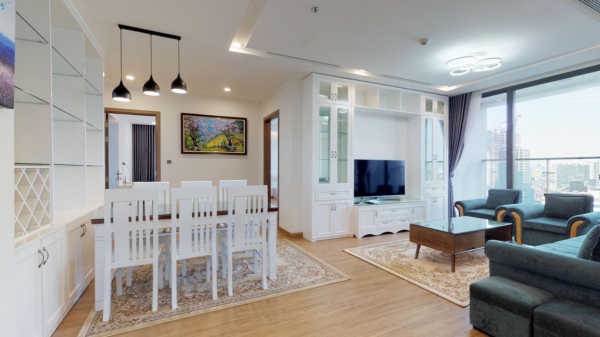 Ngoc Khanh Apartment | Spacious 3 bedroom apartment with fitness room, in lovely vinhomes metropolis