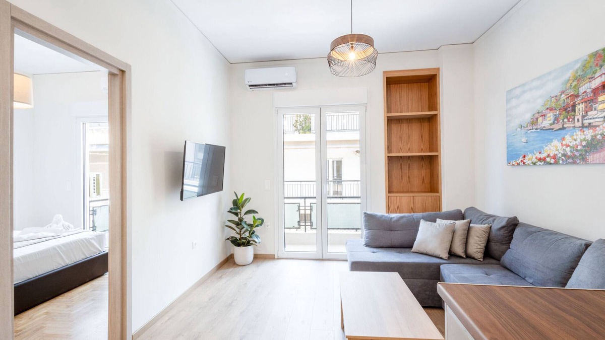Athens Apartment | Spacious 3-Bedroom Dual Apartment in City Centre