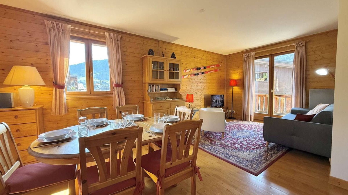 Praz-sur-Arly Apartment | Spacious 3-Room Apartment in Praz-Sur-Arly, Sleeps 6, Central Location, Parking Included