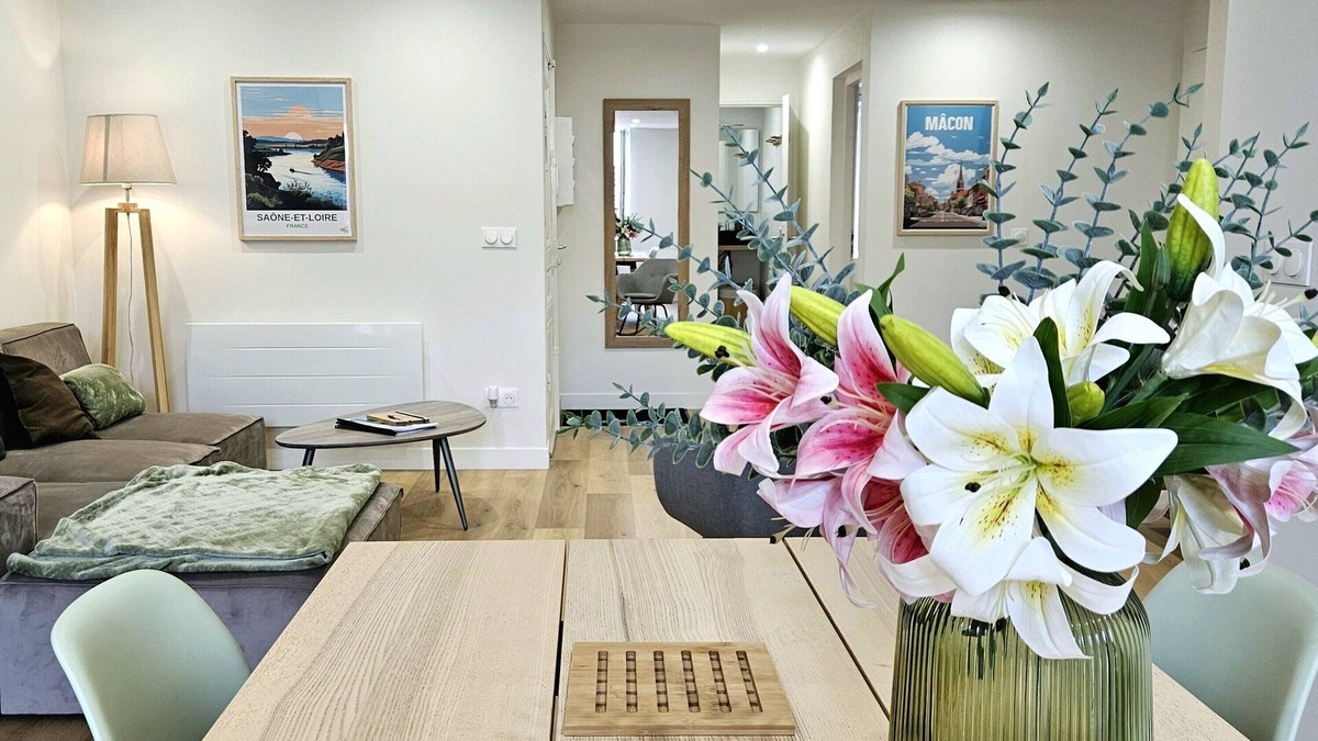 Macon Apartment | Spacious 3-room apartment near the center, quiet and elegant, ideal for families