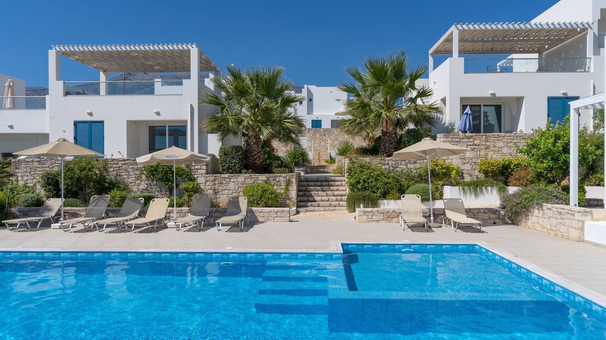 Kavros House | Spacious 3bedroom villa in Triton Complex .5