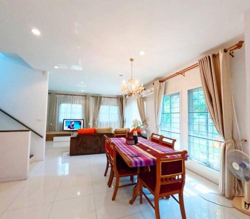 Sai Mai Resort | Spacious 3BR Family Home for Rent-Delight at Scene Vilage, Saimai, Bangkok