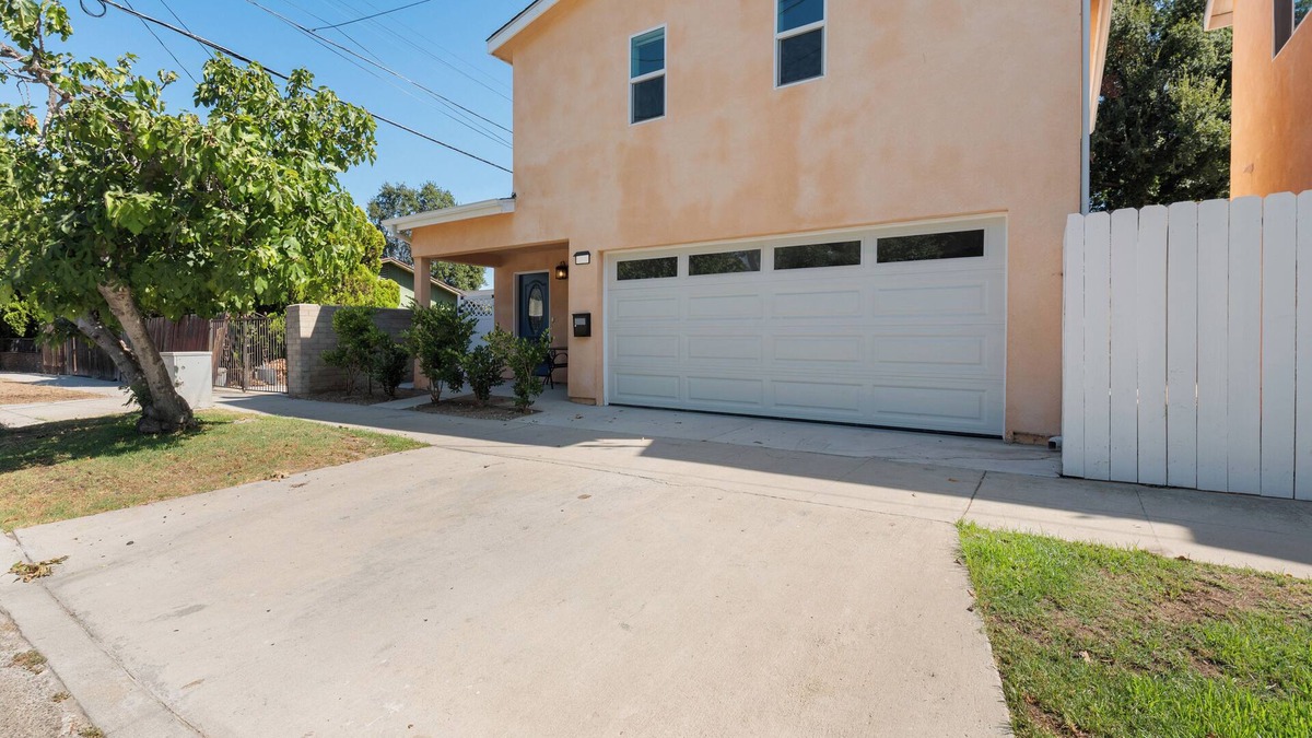 Lamanda Park House | Spacious 3BR Home Close to Caltech