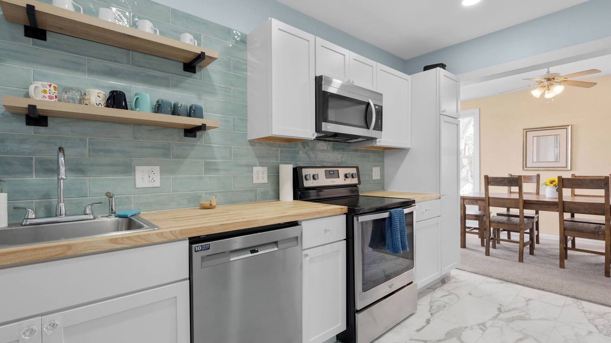Glen Echo Apartment | Spacious 3BR Near OSU with New Kitchen & Luxe Showers
