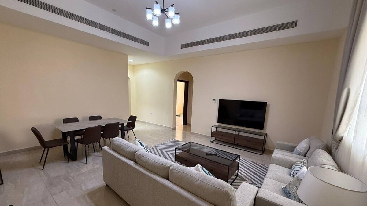 Abu Dhabi Apartment | Spacious 4-bedroom apartment with WiFi, AC in terrific Shakhbout City