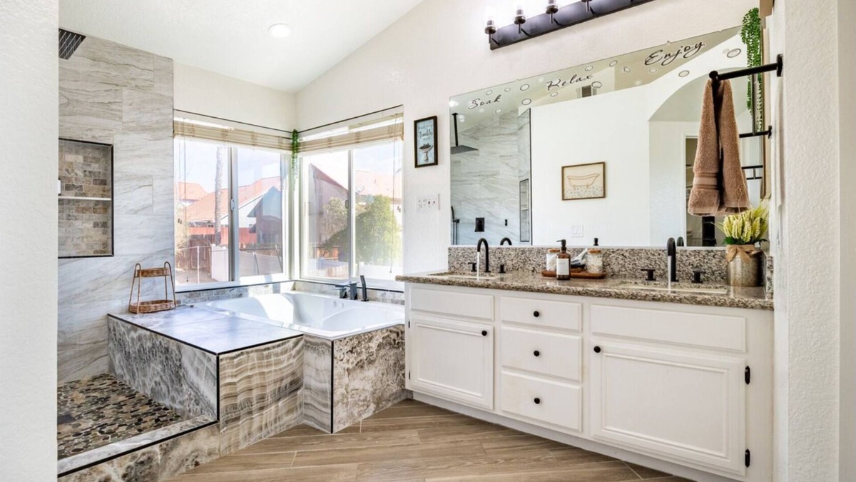 Moreno Valley House | Spacious 4-bedroom house in tranquil Moreno Valley with AC