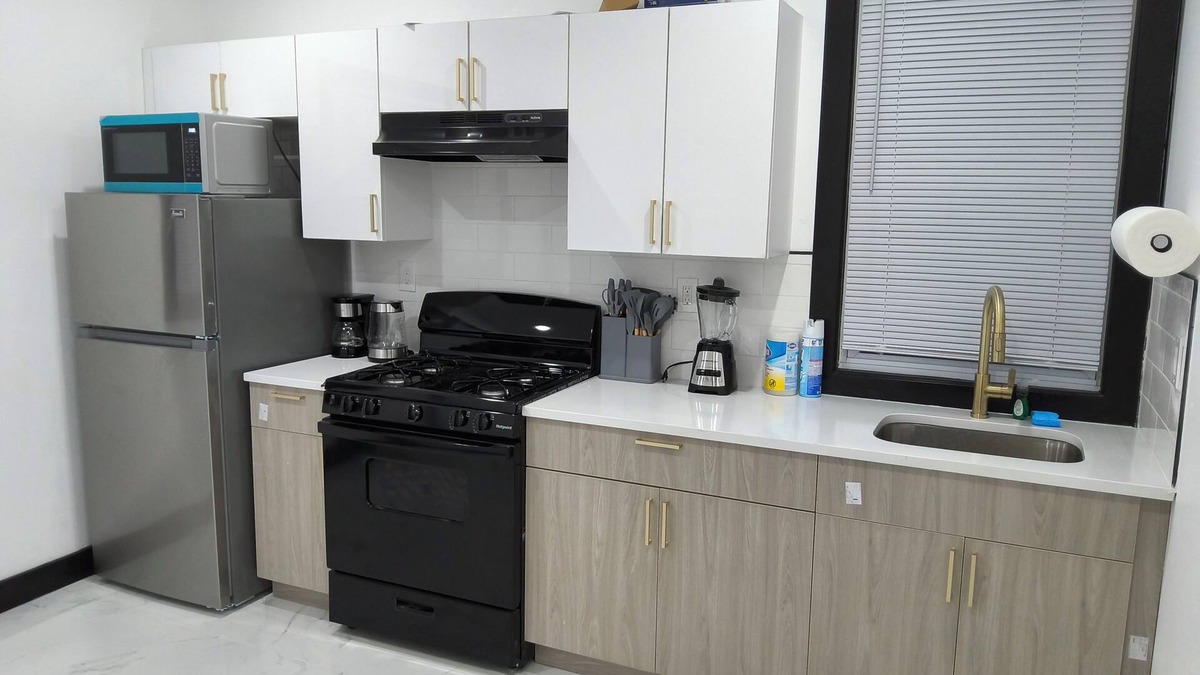 Weequahic Apartment | Spacious 4-bedroom, 4 beds 2 bath each, in lovely Newark with AC, WiFi.