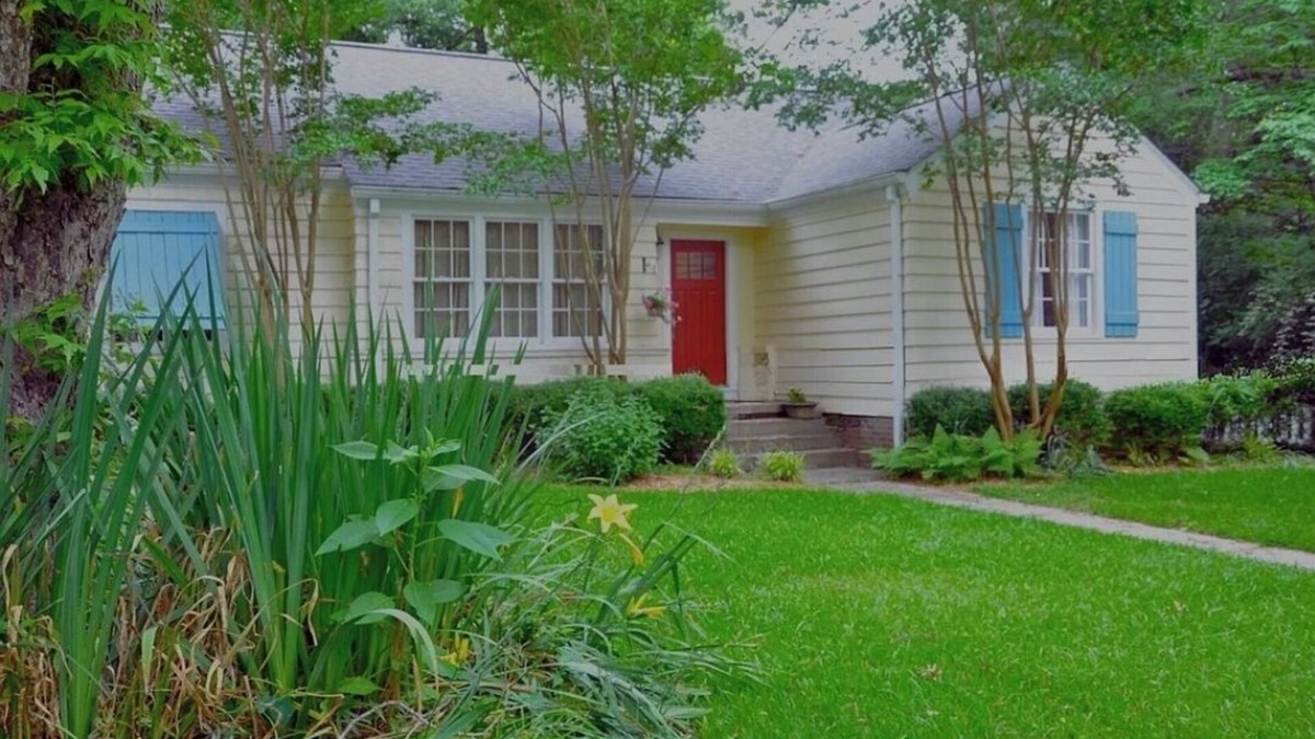 Fondren House | Spacious 4-bedroom Fondren gem w/Large backyard in the heart of Jackson