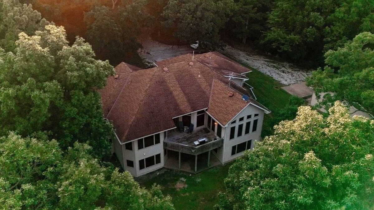 Umber View Heights House | Spacious 4-bedroom house in serene Stockton with lake views