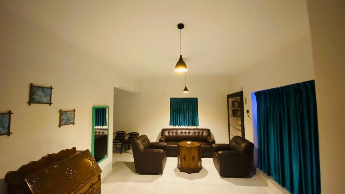 Candolim House | Spacious 4-bedroom house in charming Goa with AC, WiFi