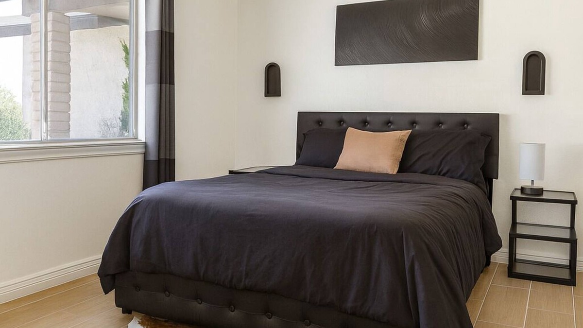 Trailwood House | Spacious 4-Bedroom Retreat – Perfect for Groups & Families