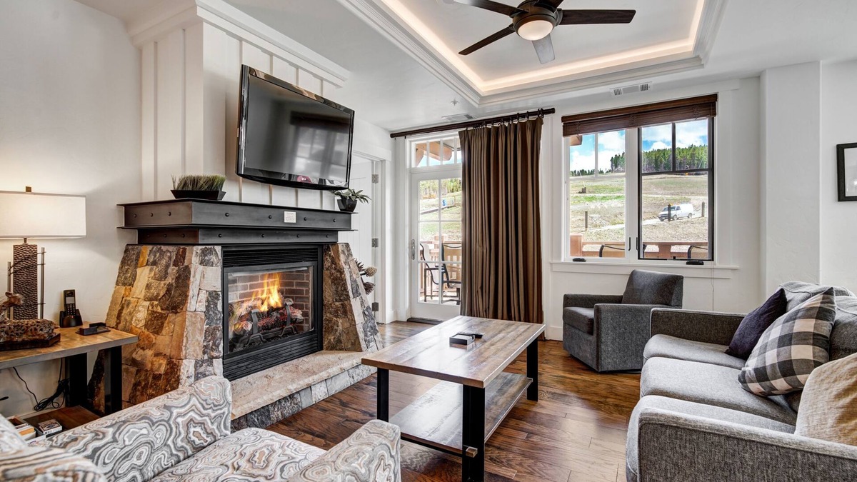 Peak 8 Condo | Spacious 4 Bedroom Condo Steps from Winter Activities by RedAwning