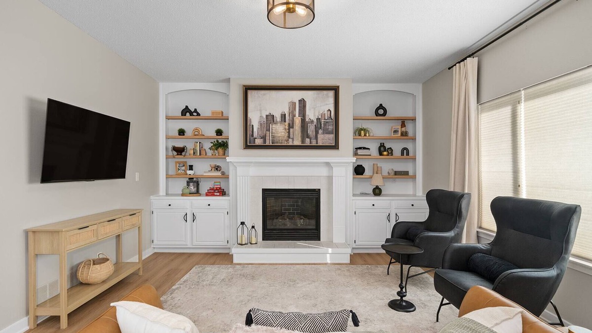 Waukee House | Spacious 4BR Home WiFi Family-Friendly Waukee