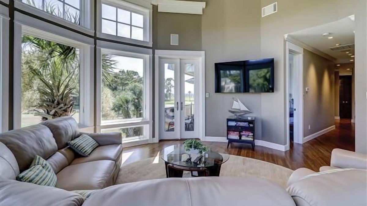 Sea Pines House | Spacious 5-Bdrm home w/stunning views of Harbour Town golf course in Sea Pines