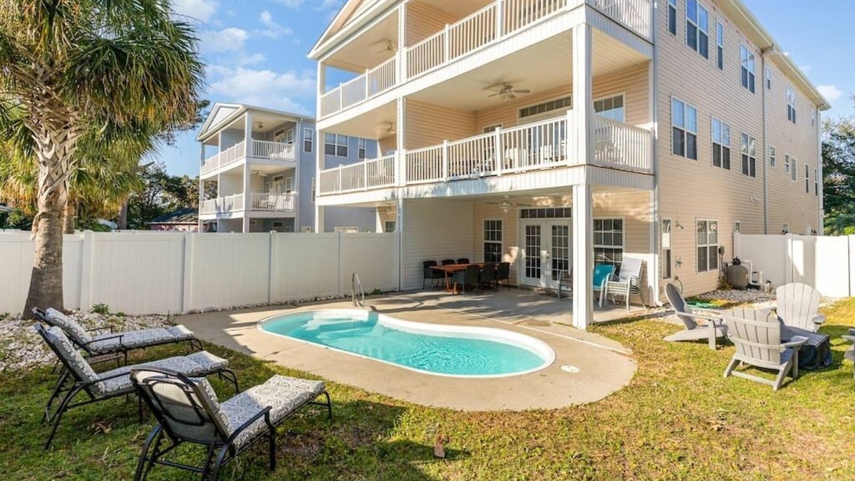 Windy Hill House | Spacious 5 Bdroom W/Private Pool, Walk 2 The Beach