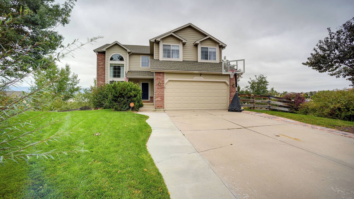 Northgate House | Spacious 5-bedroom house Next To Air Force Academy in Welcoming Colorado Springs