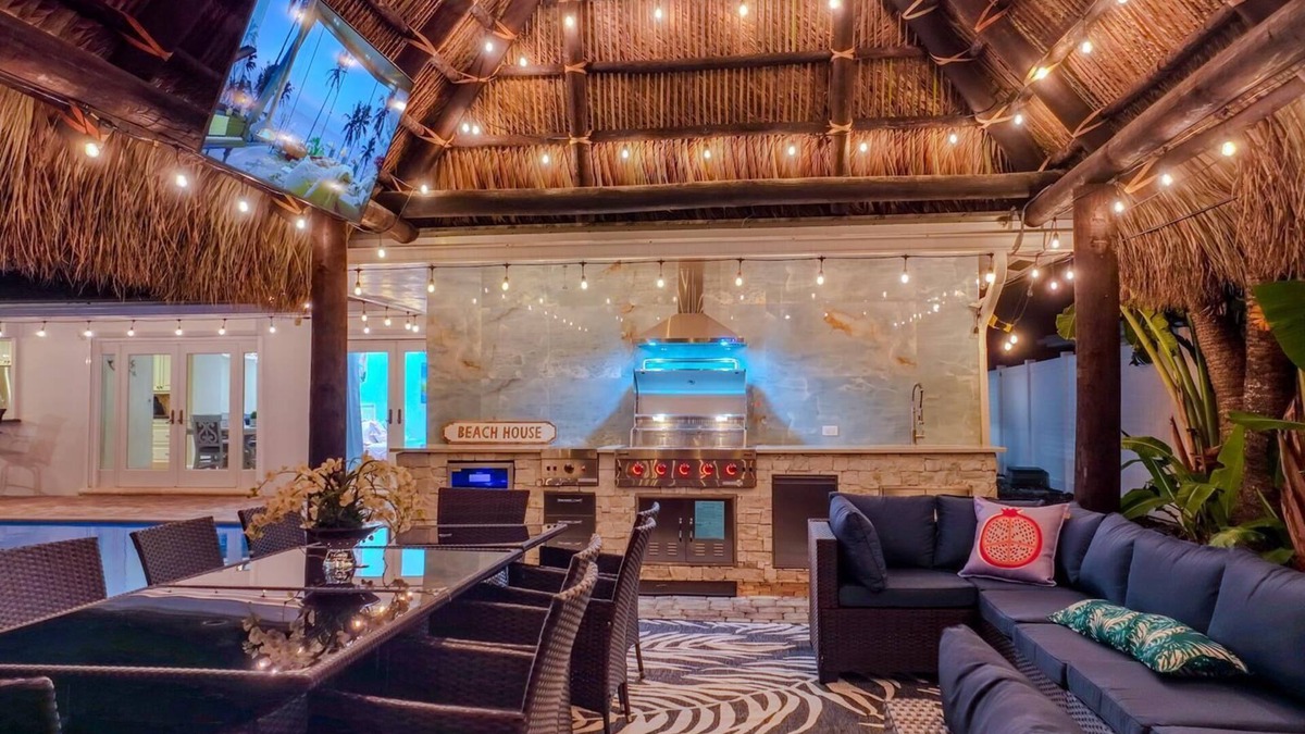 Imperial Point House | Spacious 5-bedroom house in brilliant Fort Lauderdale with WiFi, AC