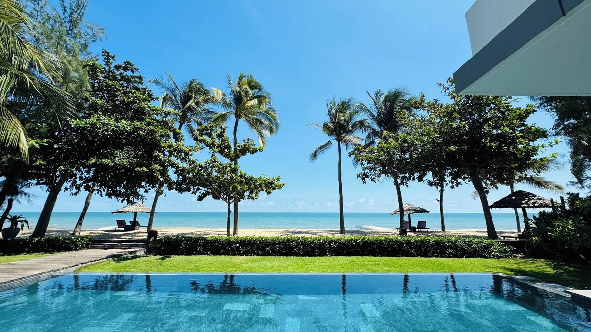Phuoc Thuan Villa | Spacious 5-Bedrooms BEACHFRONT Villa 1000m2 in Sanctuary Ho Tram Resort VIETNAM
