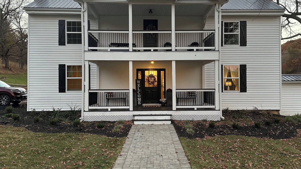 Christiansburg House | Spacious 5-bedroom house in welcoming Christiansburg with WiFi, AC