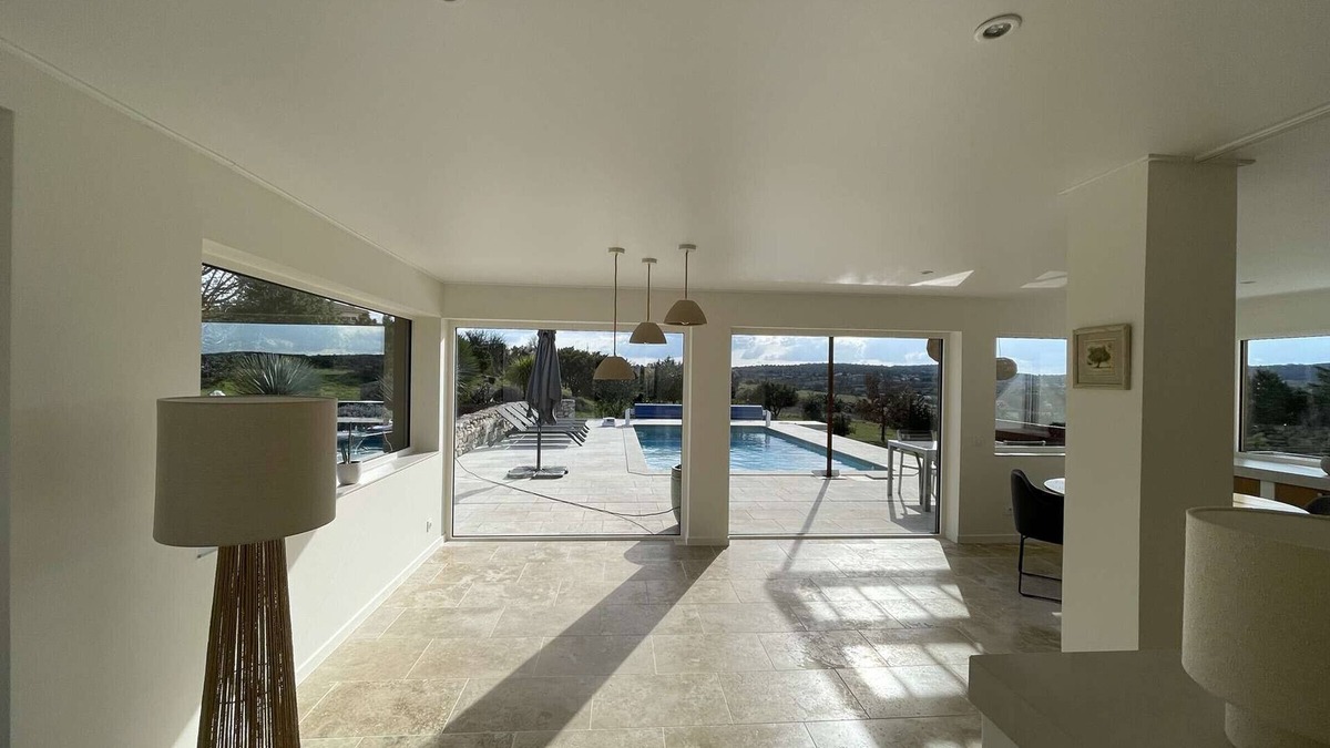 Saint-Remeze House | Spacious 5-Bedroom House with Pool, Garden, and Studio in Saint-Remèze – Pet Friendly, Free WiFi