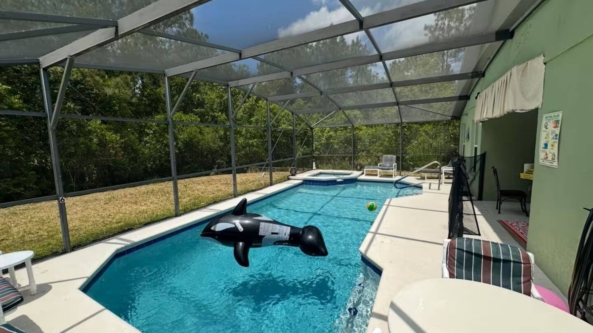 Sandy Ridge House | Spacious 5-bedroom home with pool near Disney in Davenport - Enchanted Hollow