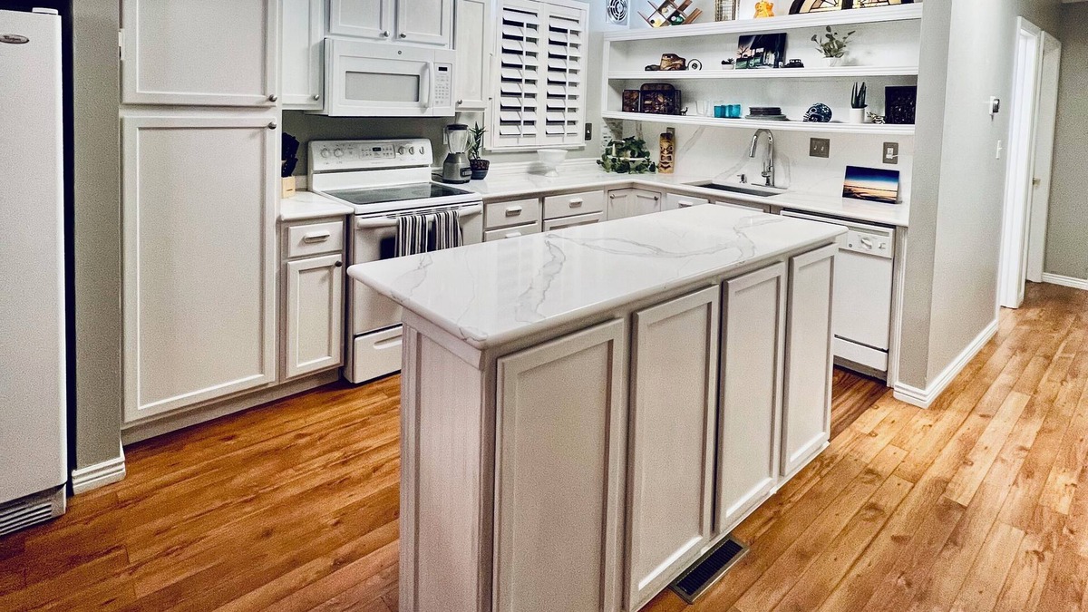 Littleton House | Spacious 5-bedroom house with AC and WiFi near downtown Littleton.