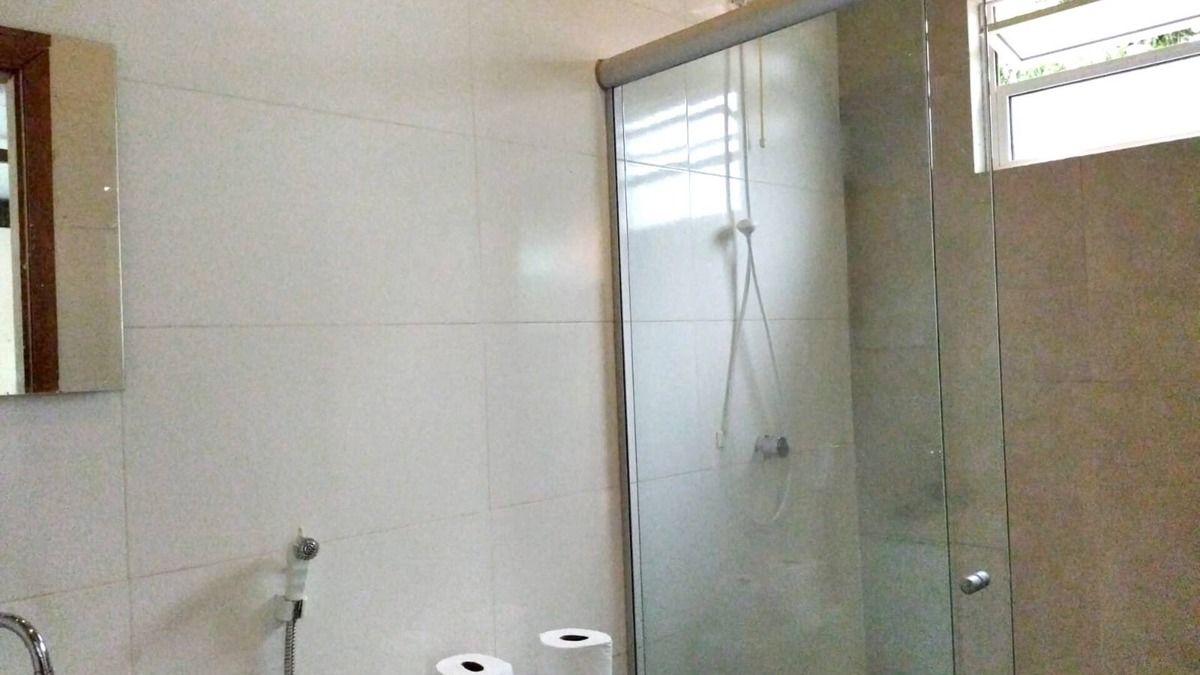 Lago Sul House | Spacious 5-bedroom house with WiFi, AC in lovely Brasília