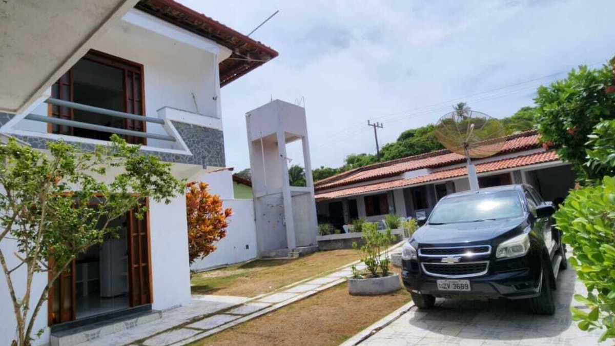 Olivenca House | Spacious 5-bedroom house in charming Olivença with AC, WiFi