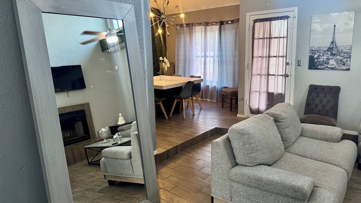 Biggs Field House | Spacious 5-bedroom house in enjoyable El Paso with AC