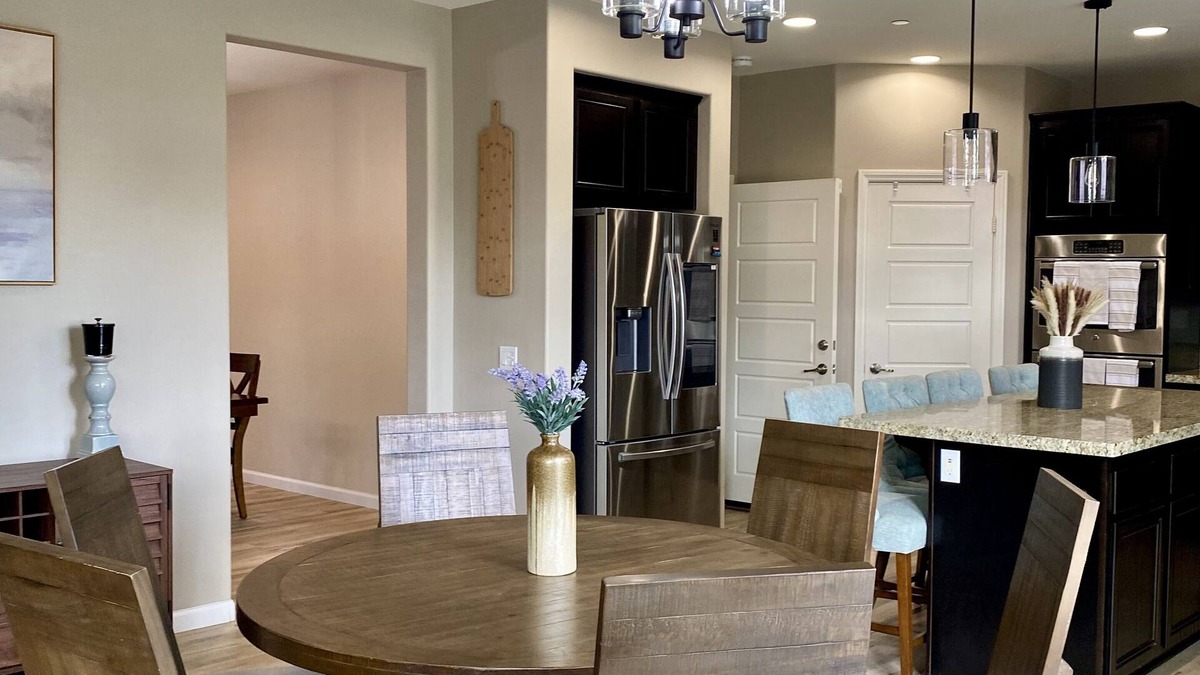 Menifee House | Spacious 5-bedroom house in enchanting Menifee with fitness room