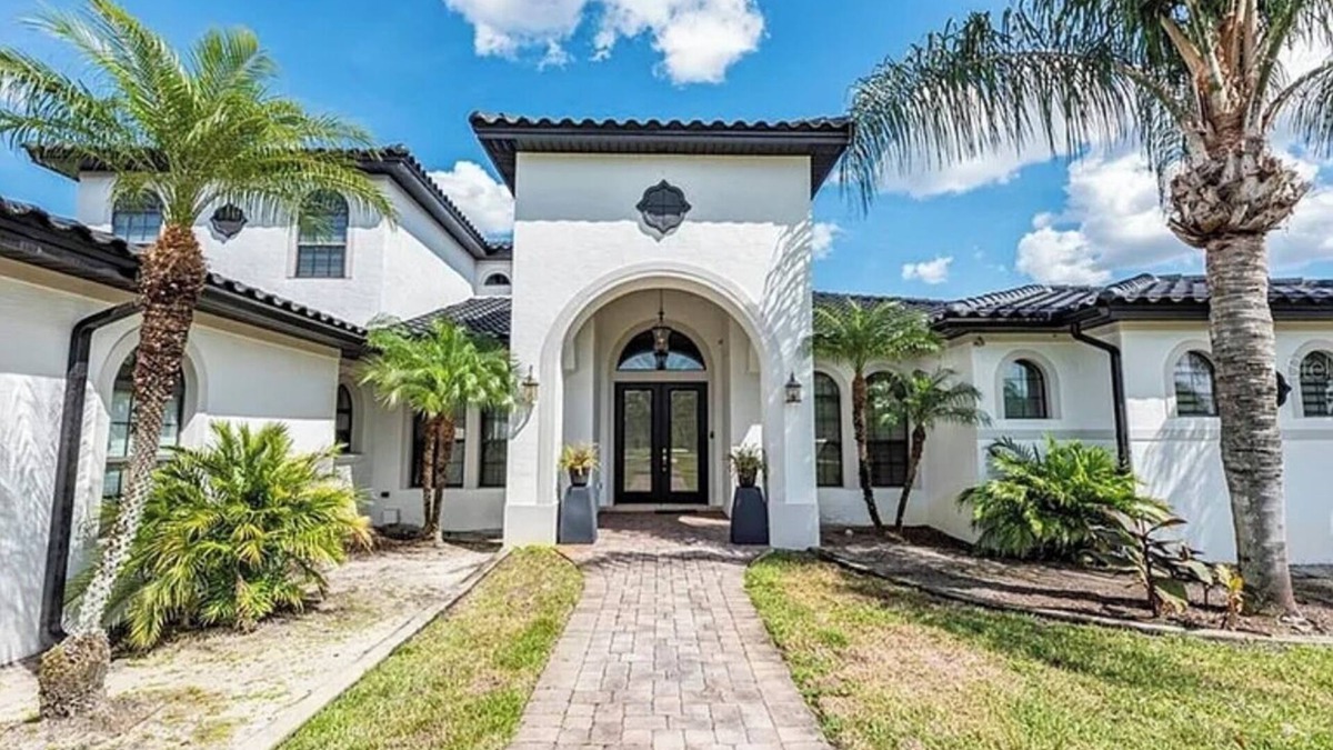 Orlando House | Spacious 5-bedroom house in marvelous Orlando with WiFi, AC