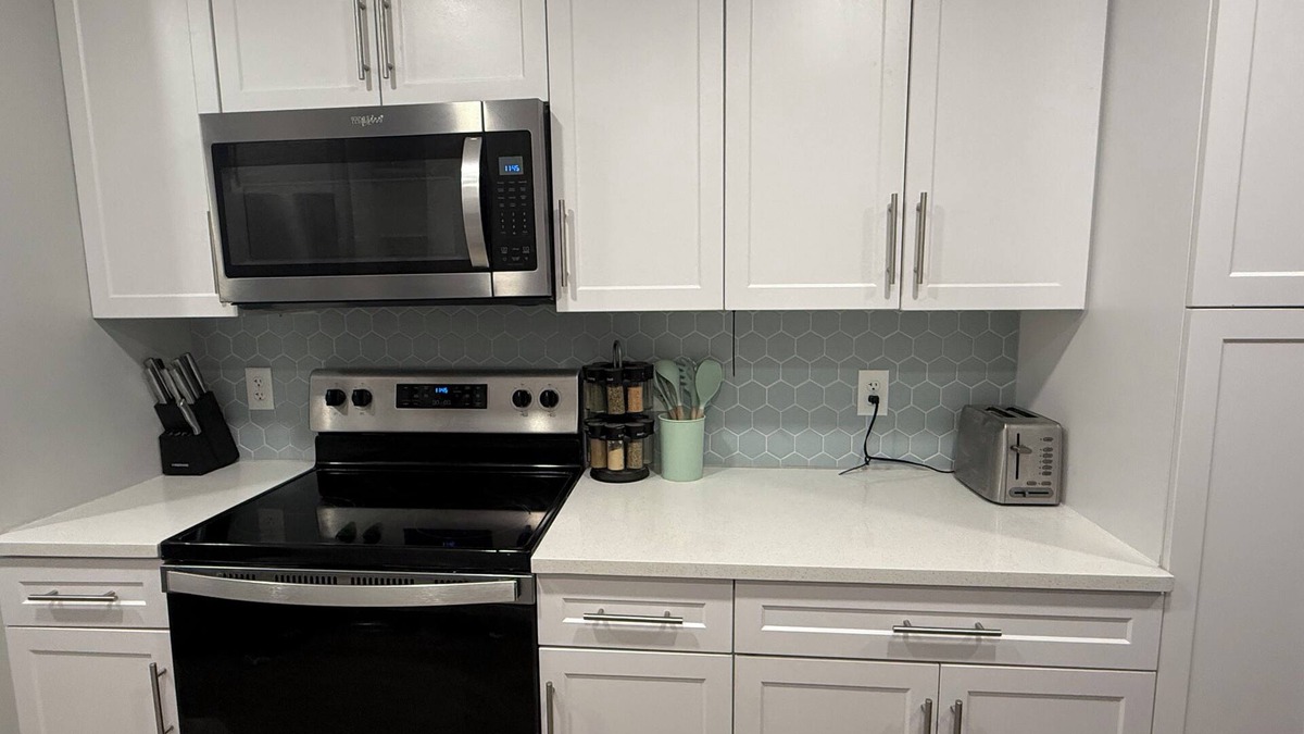 Magna House | Spacious 5-bedroom house within 15 mins of Salt Lake City airport