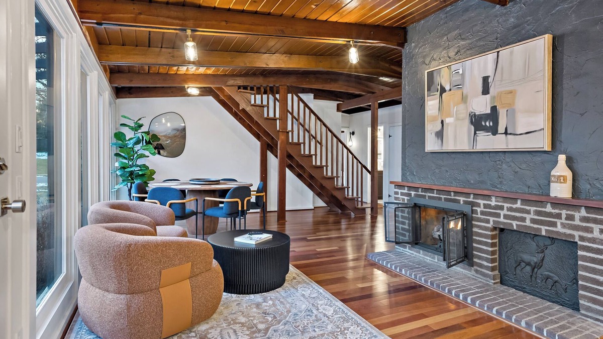 West Falls Church House | Spacious 5-bedroom Falls Church/Merrifield
