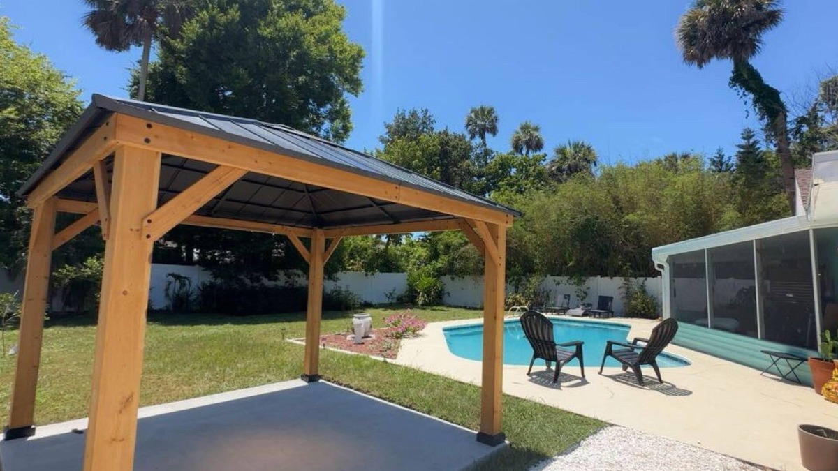 Port Orange House | Spacious 5-bedroom house with two mother in law Suites!