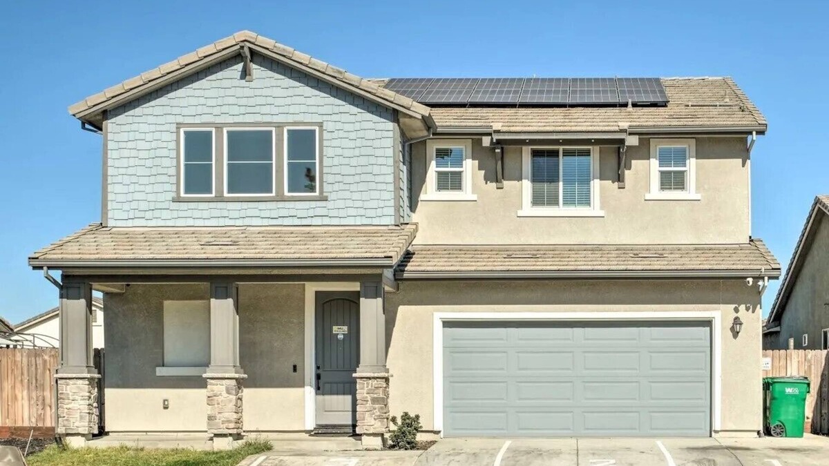 Stockton Villa | Spacious 5-bedroom villa in lovely Stockton with AC, WiFi