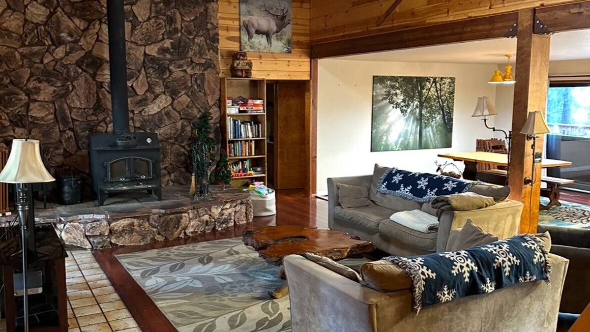 Arnold House | Spacious 5 BR Mountain Home For Large Families Or Groups