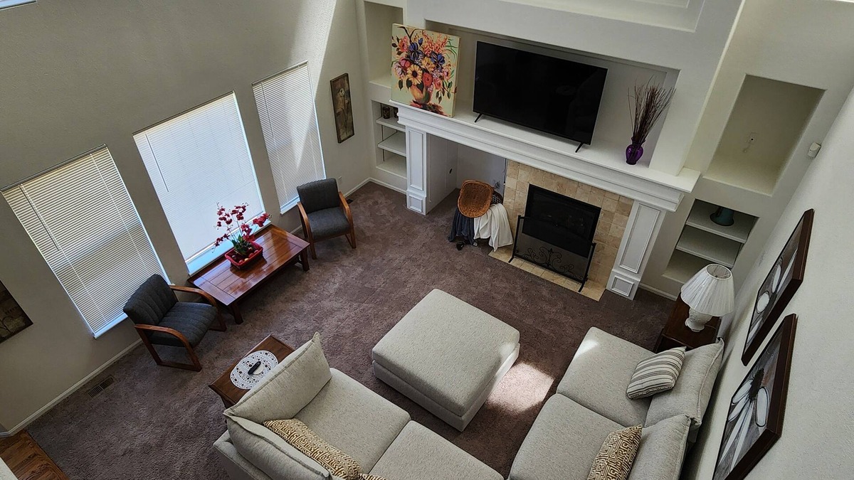 Parker House | Spacious 5BR Retreat by Trails Pet-Friendly
