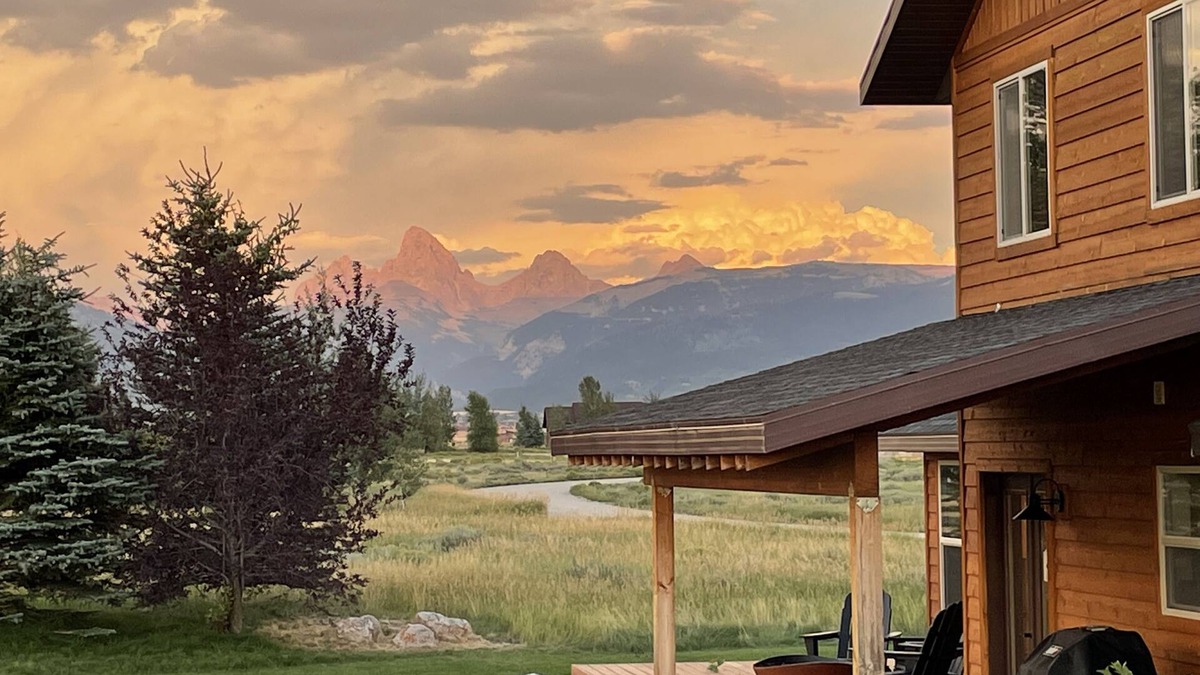 Leigh Creek Estates House | Spacious 5BR w/Stunning Grand Teton Views + 20 mins from Resort