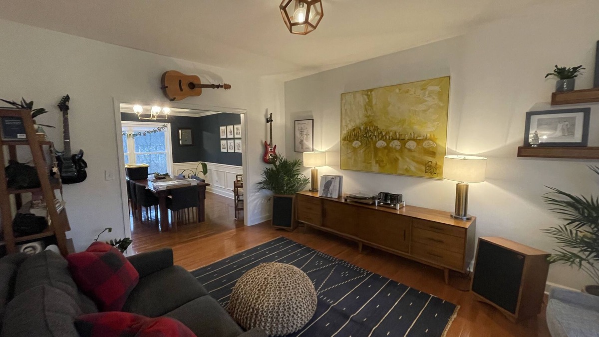 Saratoga Springs House | Spacious 6 bedroom, 3.5 bathroom home just 10 minutes from the race track!