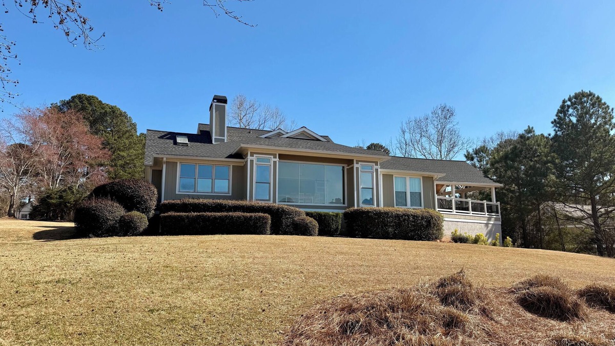 Reynolds Landing House | Spacious 6-bedroom house for Masters week; Lake, golf and lake views!